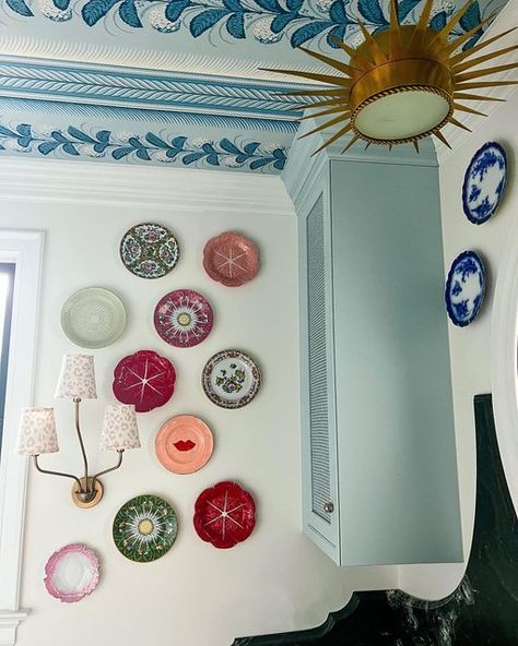 Kristie McGowan on Instagram: "Happy Monday from my corner of the world to yours. I am still giddy over the fact that this room was shared in @southernlivingmag in an article about my wallpaper. I’ll share the link in stories in case you didn’t see it! I have collected a few more plates recently and plan on adding them to this wall now that I have the correct hardware in hand. Keep an eye out in stories - I’ll do my best to share! • • • #myhome #housebeautiful #southernliving #myhousebeautiful Decorating With Plates, Plate Walls, Plates On The Wall, Dining Area Design, Outdoor Fireplace Designs, Kitchen Plate, My Wallpaper, Plate Wall Decor, Grandma's House