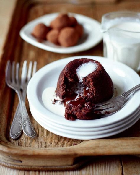 James Martin Recipes, Fondant Recipe, Molten Lava Cakes, Chocolate Lava, Chocolate Lava Cake, Chocolate Truffle, Chocolate Nuts, James Martin, Chocolate Fondant