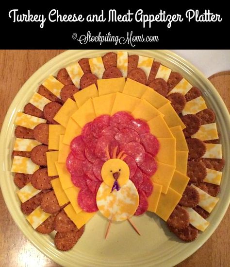 Turkey Cheese and Meat Appetizer Platter that is so easy to make in less than 10 minutes! Turkey Cheese Tray, Thanksgiving Food Crafts, Appetizer Platter, Meat Trays, Thanksgiving Snacks, Turkey Platter, Cheese And Crackers, Appetizer Platters, Turkey Cheese