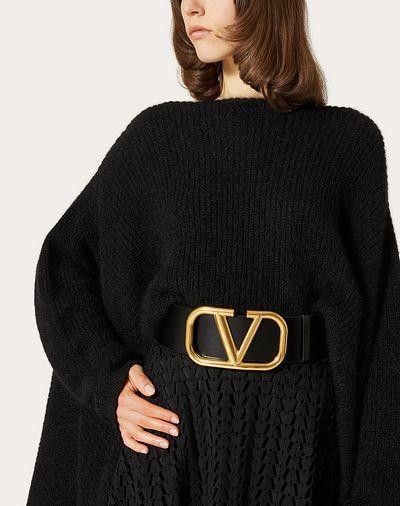 Valentino Belt, Woman In Black, Black Pure, Belt Style, Online Boutiques, Belts For Women, Valentino Garavani, Online Boutique, Calf Skin