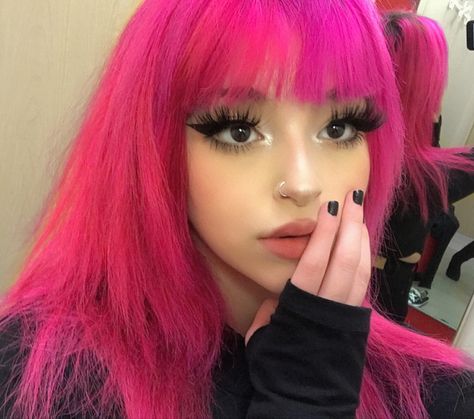 Pink Egirl Hair, Pink Hair Y2k, Burgundy Pink Hair, Pink Hair Alt, Colored Hair Pink, Pink Hair Dye Ideas, Pink Hair Grunge, Pink Hair Bangs, Hot Pink Hair Dye