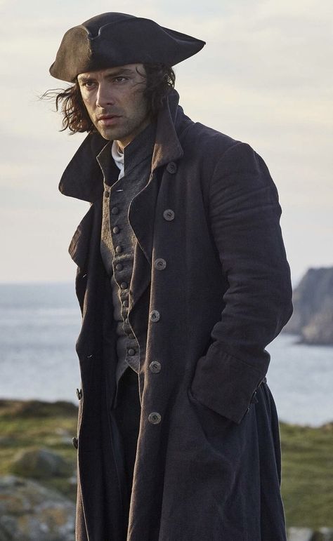 Poldark Ross, Aidan Turner Kili, Period Romance, Poldark 2015, Poldark Series, Ross And Demelza, Aidan Turner Poldark, Aiden Turner, Ross Poldark