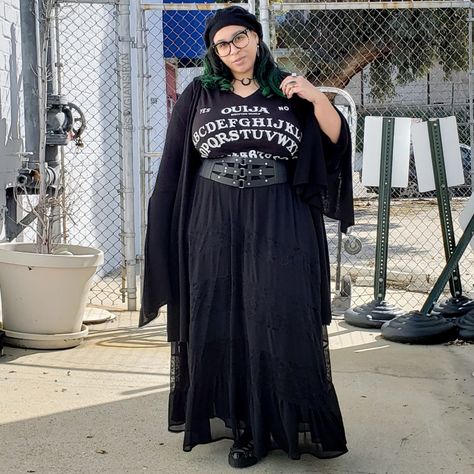 Goth Plus Size, Plus Size Grunge, Plus Size Gothic, Plus Size Goth, Goth Outfit Ideas, Casual Goth, Goth Outfit, Boho Goth, Tokyo Street Fashion