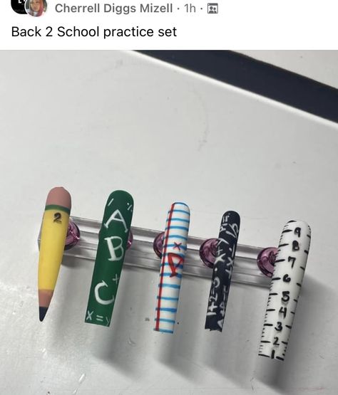 Back To School Nails, Art Deco Nails, School Nails, Classy Acrylic Nails, 3d Nail Art, Unique Nails, 3d Nails, Rhinestone Nails, Teacher Hacks