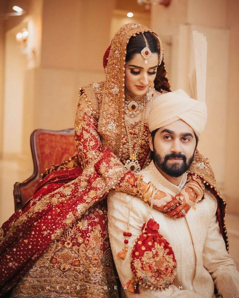 Wedding Couple Poses Sitting, Muslim Wedding Couple Poses, Groom Pakistani Wedding Outfits, Walima Couple, Nikah Pictures, Nikkah Outfit, Marriage Poses, Muslim Wedding Photos, Bride Groom Photoshoot