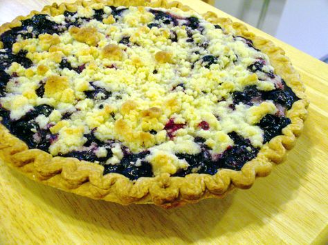 Montana is a food lover's paradise. American Steak, Food Bucket List, Huckleberry Pie, Easy Tiramisu Recipe, Dutch Baby Recipe, Recipe Icon, State Foods, Juicy Steak, Breakfast Items