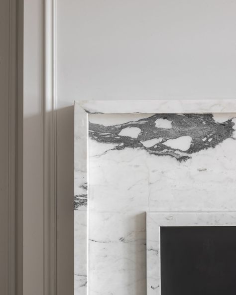 Stone by @Van_den_Weghe - pt. 1 #settingthetoneinstone picture by @cafeine Interior by @ateliermkd #marble #naturalstone #stone… | Instagram Atelier Mkd, Minimal Fireplace, Neutral Bedroom Design, Minimalist Fireplace, Living Room Marble, Granite Fireplace, Classic Fireplace, Marble Fireplace Surround, Minimal Living Room