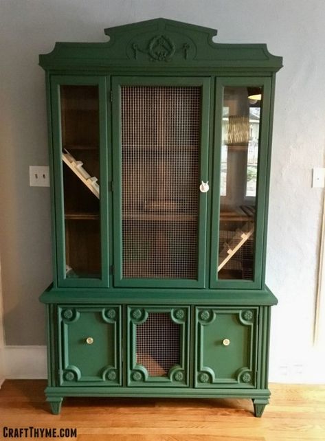 What?! A twenty-five dollar Craigslist china cabinet becomes what?! An indoor rabbit hutch. Perfect for your pampered bunnies. Rabbit Apartment, Diy Rabbit Hutch Indoor, Cockatiel Training, Hutch Wooden, Diy Bunny Hutch, Indoor Rabbit House, Rabbit Hutch Indoor, Diy Rabbit Hutch, Hutch Ideas