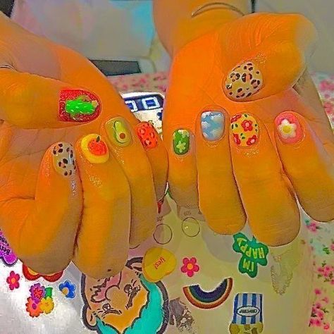 Estilo Indie, Grunge Nails, Indie Girl, Nails For Kids, Aesthetic Indie, Minimalist Nails, Dream Nails, Fire Nails, Funky Nails