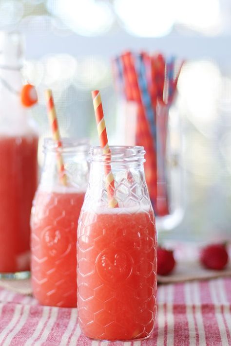 Prebiotic Soda Recipe, Strawberry Soda Recipe, Fermented Soda, Kefir Soda, Kefir Water, Jun Kombucha, H2o Water, Weston Price, Fermented Drinks