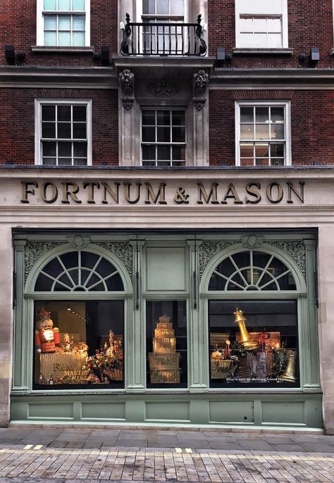 Mason London, Baba Jaga, Shop Facade, English Interior, Fortnum Mason, Georgian Architecture, London Shopping, London Pubs, Fortnum And Mason