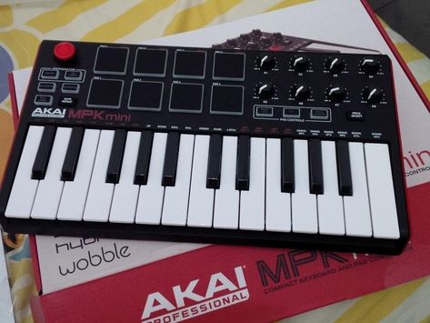 Akai MPK Mini MK2 Review - Don't Buy It Until You Read This Mpk Mini, Drum Pad, Midi Keyboard, Audio Mixer, Drums, Keyboard, Vision Board, Software, Guitar