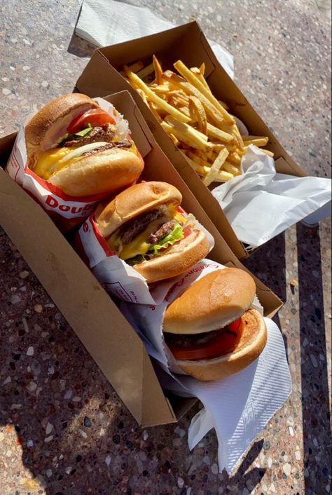 Burger Fries Aesthetic, I’m And Out Burger, Burgers And Fries Aesthetic, Aesthetic In N Out, Hamburgers Aesthetic, Burger Diner Aesthetic, In And Out Burger Aesthetic, In N Out Burger Aesthetic, Burger And Fries Aesthetic