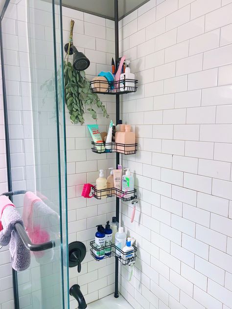 Master Shower Storage Ideas, Unused Shower Storage, Shower Assesories, Shower Hanging Storage, Small Shower Storage, Standing Shower Organization Ideas, Shower Products Organization, Small Shower Storage Ideas, In Shower Storage