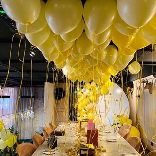 Sweet like honey!! Mellow yellow for this mummy to be... we don’t do average, we always go the extra mile for all our customers #opulentballoons #balloons #balloonarch #events #yelloe #babyshower #flowers #art #bumblebee  #spring #confetti #balloongarland #luxury #eventstyling #eventstylist #wedding #eventdecor #eventplanner #manchester #cheshire #alderleyedge #mayfair #chelsea #knightsbridge #bespokeballoons #luxuryballoons #pretty #beautiful #eventsetups Sweet Like Honey, Yellow Ceiling, Balloon Ceiling, Alderley Edge, Mummy To Be, Yellow Balloons, 23rd Birthday, Go The Extra Mile, Extra Mile