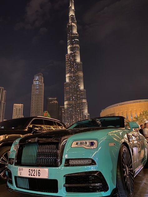 Dubai Burj khalifa Burj Khalifa With Car, Burj Khalifa Photo Ideas, Dubai Fake Story, Dubai Burj Khalifa, City View Night, Bedroom View, Magic Pen, Hacker Aesthetic, Lux Life