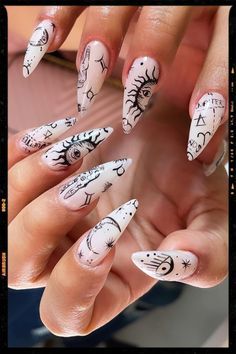 Spiritual Nails Acrylic, Nail Spiritual, Tarot Nail Art, Tarot Card Nails, Moth Nails, Tarot Nails, Hocus Pocus Nails, Mystical Nails, Nails For 2023