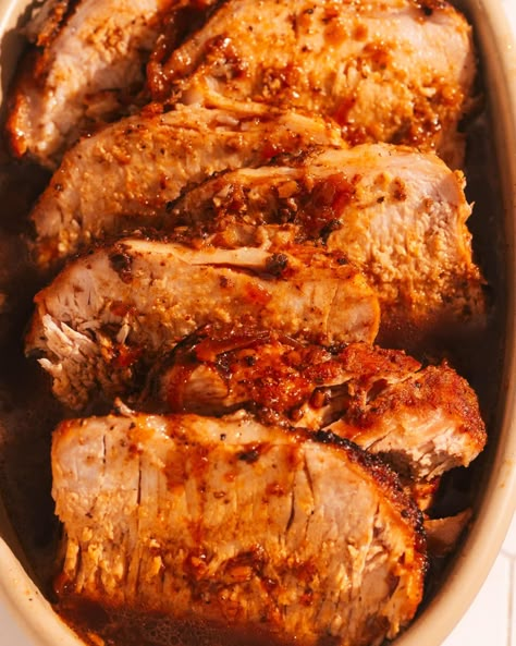 Easy Pork Loin Recipe, Pork Sirloin Roast Slow Cooker, Pork Loin In Slow Cooker, Pork In Slow Cooker Recipes, Pork Loin Dipping Sauce, Pork Loin Filet Recipes Crockpot, Pork Loin Sirloin Roast Crockpot, Pork Medallion Recipes Slow Cooker, Pork Loin Slices Recipes