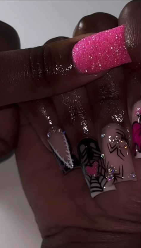 Spooky Freestyle Nails, Bling Spooky Nails, Spooky Halloween Nails Purple, Pink And Purple Spooky Nails, Pink And Black Skull Nails, Spooky Nails, Bday Nails, Halloween Nail Designs, Halloween Nail