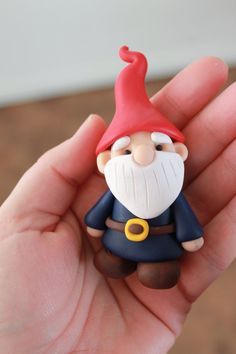 Polymer Clay People, Polymer Clay Fairy, Polymer Clay Ornaments, Clay Fairies, Clay Crafts Air Dry, Polymer Clay Christmas, Polymer Crafts, Clay Ornaments, Clay Miniatures