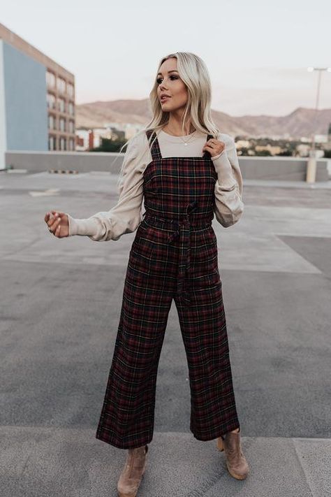 Elementary Teacher Outfits, Church Outfit For Teens, Teacher Outfits Elementary, Cute Teacher Outfits, Plaid Jumper, Cute Jumpers, Church Outfit, Teaching Outfits, Jumper Outfit