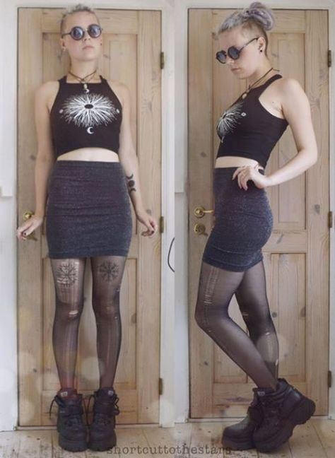 Gothic Steampunk, Thrift Finds, Witchy Woman, Spring Summer Outfits, Cyberpunk, Style Me, High Waisted Skirt, My Favorite