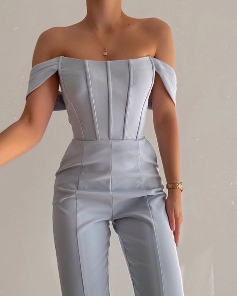 Aunt Vibes, Rich Aunt, Detail Couture, Paris Mode, Woman Suit Fashion, Outfits 2023, فستان سهرة, Looks Chic, Jumpsuit Fashion