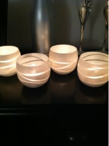 I had a few clear votive candle holders around the house that I had purchased from a yard sale. I wanted to do something to make them my own... Votive Candle Holders Diy, Glass Votives, Painting Glass, Gold Candle, Gold Candle Holders, Candle Holders Wedding, Diy Candle Holders, Diy Candle, Gold Candles