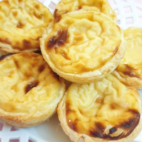 Portuguese Custard Tarts, Chelsea Buns, Portuguese Egg Tart, Custard Tarts, German Bread, Custard Tart, Pastry Crust, Egg Tart, Flaky Pastry