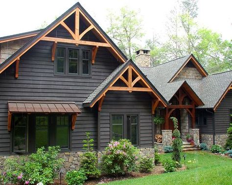 Rustic Cottage Exterior, Rustic Cabin Exterior, Cottage Exterior Colors, Gray House Exterior, Mountain Home Exterior, Farmhouse Exterior Design, Gray House, Cabin Exterior, Modern Rustic Homes