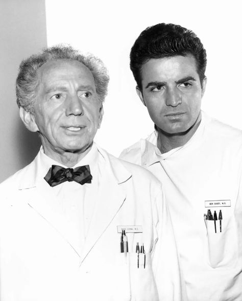 Sam Jaffe and Vincent Edwards, "Ben Casey" One of the few medical dramas in evidence during the decade. Both men had long careers, but Jaffe's was the more prominent for his long string of character roles in movies. The Goodfellas, Character Roles, Vince Edwards, Ben Casey, Joe Pesci, Movies Photo, Abc Photo, Character Role, Medical Drama