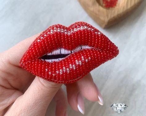 CrystalBroochesStore - Etsy Lips Embroidery, Balloon Heart, Color Stones Jewelry, Embroidery Beaded, Its A Girl Balloons, Jewelry Brooch, Stones Jewelry, Color Stones, Bead Embroidery Jewelry