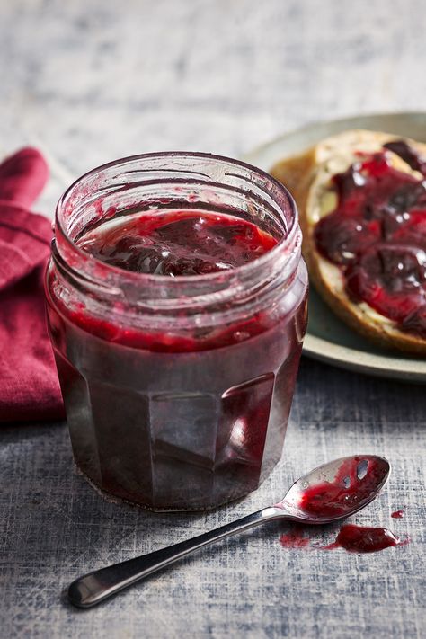 A jar of damson jam. Damson Jam, Plum Butter, Wild Plum, Cherry Preserves, Cherry Plum, Plum Recipes, Cherry Jam, Cherry Recipes, Stone Fruit