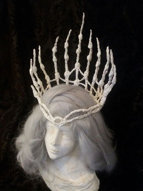 MyWitchery: Bone Crown Gothic Headpiece, Crown Tattoos For Women, Cosplay Photoshoot, Fantasy Crown, Gothic Crown, Crown Drawing, Costume Venitien, Cottagecore Fairy, Crown Aesthetic