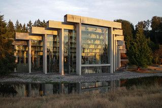 Museum of Anthropology - Arthur Erickson (9) | Evan Chakroff | Flickr Arthur Erickson Architecture, Architecture Precedent, Weird Architecture, Vancouver Architecture, Arthur Erickson, University Of British Columbia, Famous Architects, Laundry Hacks, British Columbia Canada