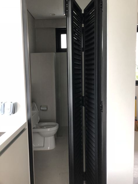 Bathroom Folding Door, Folding Bathroom Door, Bathroom Japandi, Aluminium Door, Small Toilet Room, Minimalist House, Toilet Door, Small Toilet, Toilet Room