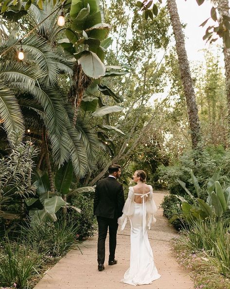 Wedding Venues in Southern California - SoCal Wedding Venues Best California Wedding Venues, Beach Wedding Venues California, Tiny Wedding Venues, Chic Wedding Venues, Socal Wedding Venues, Orange County Wedding Venues, California Beach Wedding, Calamigos Ranch Wedding, Italian Inspired Wedding