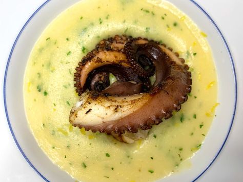 Grilled Octopus With Creamy Polenta - Recipe 🇮🇹 Octopus Recipes Italian, Polenta Recipe, Octopus Recipes, Polenta Recipes, Recipes Italian, Grilled Octopus, Creamy Polenta, Parmigiano Reggiano, Fresh Parsley