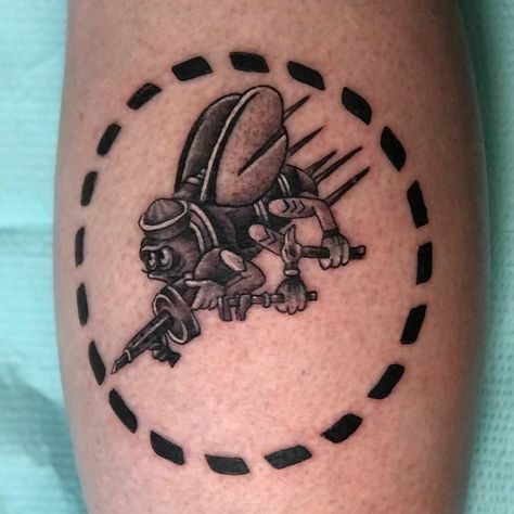 Seabees was a fighting bee and became a popular tattoo design probably as soon as it went into use in 1942 Seabees Tattoo, Seabee Tattoo, Popular Tattoos, Jesus Fish, Fish Tattoos, Tattoo Design, Jesus Fish Tattoo, Pineapple, Tattoo Designs