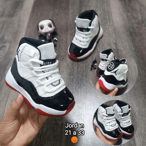 🔥Jordan 💸75,000 🛵 Domicilios en Medellín y Envíos a toda Colombia 🇨🇴 Pedidos al WhatsApp: 3192633682 (Link en perfil) Pinturas Disney, Swag Shoes, Kids Jordans, Baby Outfit, Jordan 3, Luxury Outfits, Baby Fashion, Baby Shoes, Twins