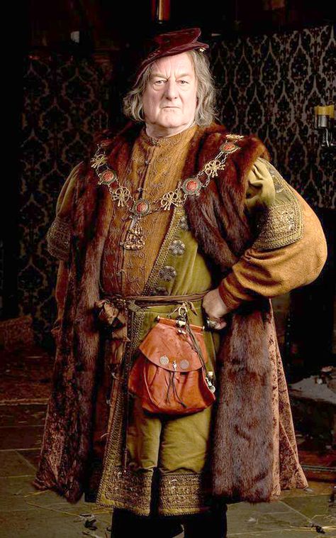 Bernard Hill, Wolf Hall, Tudor Costumes, Medieval Costume, Period Outfit, Costume Drama, Medieval Clothing, Fantasy Costumes, Medieval Fashion