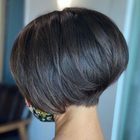 Short Bob Haircuts For Women Over 50, Inverted Stacked Bob Haircut, Stacked Bob Haircuts For Women Over 50, Short Stacked Bob Haircut Over 50, Cappuccino Cake, Shorthair Haircut, Short Stacked Bob Haircuts, Youthful Hairstyles, Hot Hairstyles