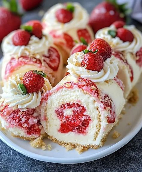 Strawberry Shortcake Cheesecake Rolls | Homemade Recipes Strawberry Cheesecake Roll Cake, Strawberry Cheesecake Roll Ups, Strawberry Sushi Roll Recipe, Strawberry Cake Roll Recipe, Strawberry Cheesecake Rolls, Strawberry Shortcake Roll Recipe, Strawberry Shortcake Roll, Dessert Fancy, Recipe For Strawberry Shortcake