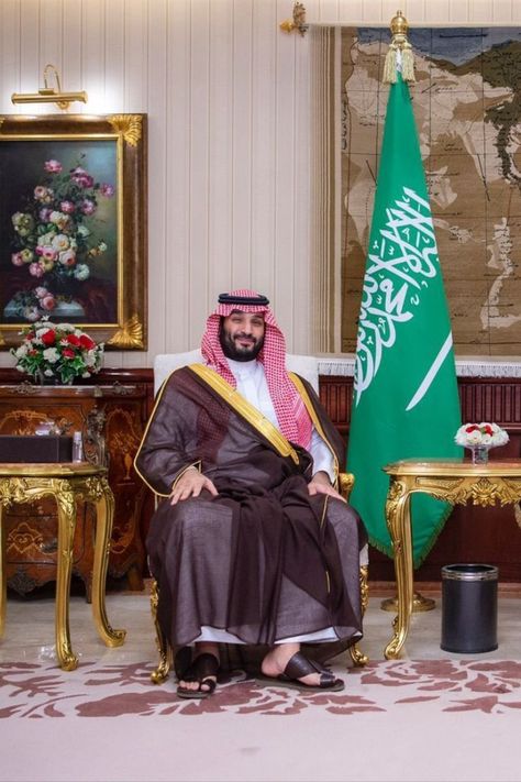 Mohammad Bin Salman, Saudi Arabia Prince, Prince Mohammed Bin Salman, Life In Saudi Arabia, Mohammed Bin Salman, Saudi Arabia Culture, Saudi Arabia Flag, Bin Salman, Prince Mohammed