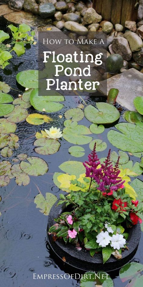 Homemade floating pond planters or mini islands are a lovely way to add pops of colourful flowers to your garden pond. You can also use them to sail garden art or candles. They are very pretty on a summer evening. Koi Pond Decorating Ideas, Homestead Pond, Pond Flowers, Pond Decor, Floating Pond Plants, Wildlife Pond, Pond Cleaning, Garden Ponds, Diy Pond