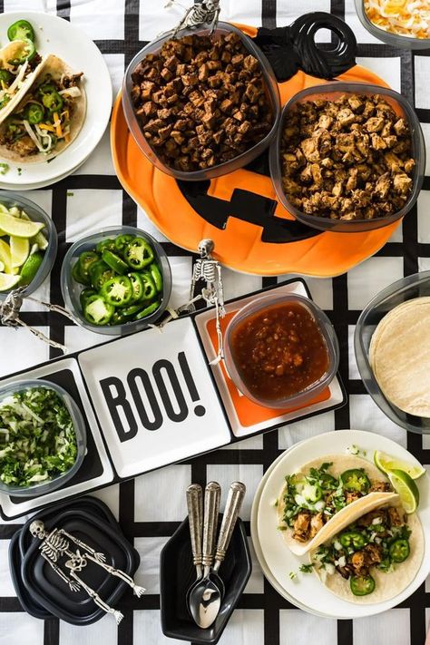 Halloween Taco Bar, Taco Bar Ideas, Food Huggers, Taco Bar, Cool Kitchen Gadgets, Game Day Food, Party Snacks, Real Food, Food Containers