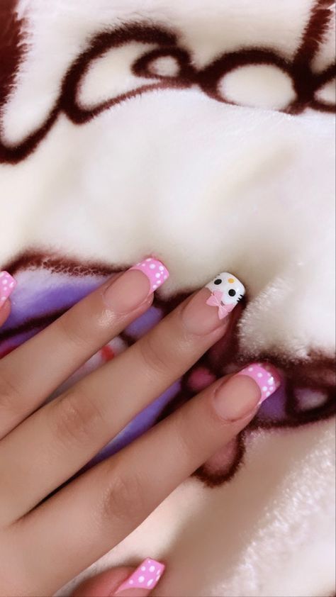 Cutecore Nails Short, Sanrio Nails Simple, Short Sanrio Nails, Sanrio Nails Acrylic, My Melody Nail Art, Short Kawaii Nails, Cutecore Nails, Short Hello Kitty Nails, Pompompurin Nails