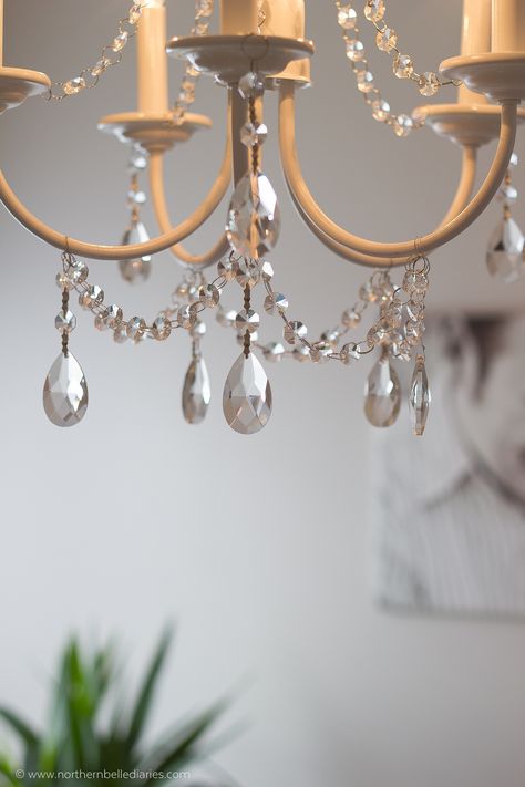 You can make your own DIY crystal chandelier. This site shows you how! #easydiy #diy #decor Adding Crystals To Chandelier Diy, Diy Crystal Chandelier, Diy Chandelier Lamp, Chandelier Diy Crystal, Homemade Chandelier, How To Make A Chandelier, Painted Chandelier, Chandelier Makeover, Trendy Interiors