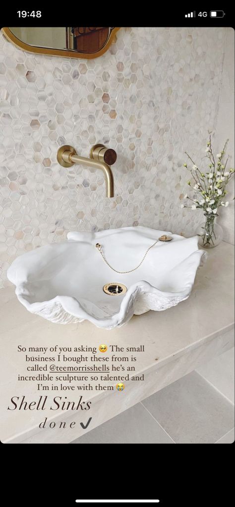 Beautiful shell bathroom sink and neutral hexagon tiles, gold taps Shell Bathroom Sink, Old World Bathroom, Shell Bathroom, Shell Sink, Beachy Bathroom, Bathroom Sink Design, Gold Taps, Shell Tiles, Mermaid Bathroom