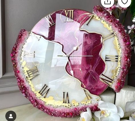 Circle Watch, Clock Resin, Resin Wall Clock, Resin Clock, Glitter Wall Art, Luxury Clock, Ankle Bracelets Diy, Bond Paper Design, Birthday Gifts For Boyfriend Diy